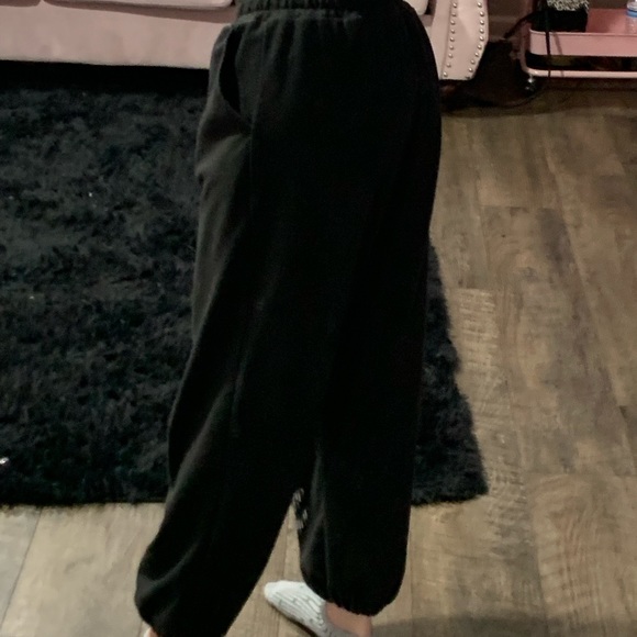 Women’s Black Sweatpants - Picture 6 of 6